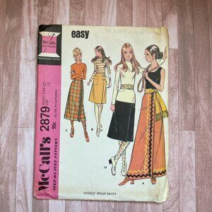 McCall’s 2879 Pattern Cut Retro Fashion Wrap Skirt Miss Vintage 1971